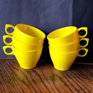 Vtg MCM Melmac Canada Bright Yellow Retro Coffee Mug Unique Handle Design Set 6